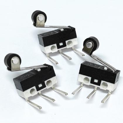 Small right angle micro switch